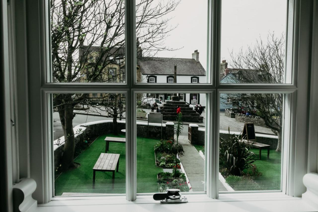 St. Davids Cross Hotel Extérieur photo